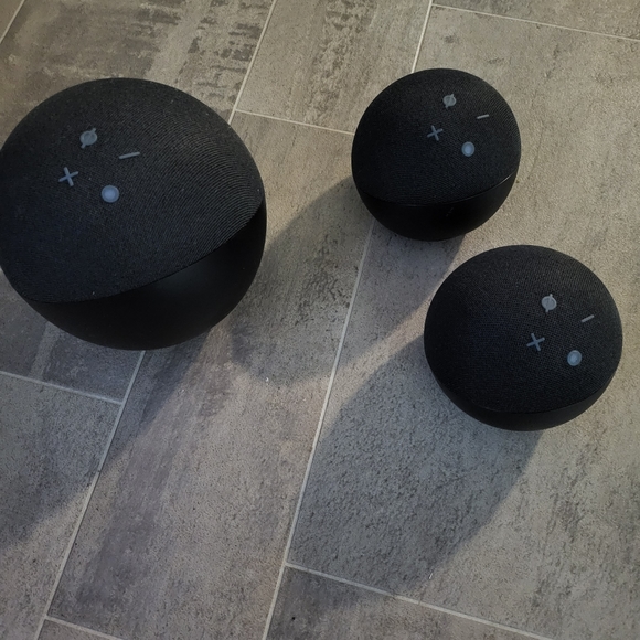 Amazon Alexa 4th generation complete system - Picture 3 of 3